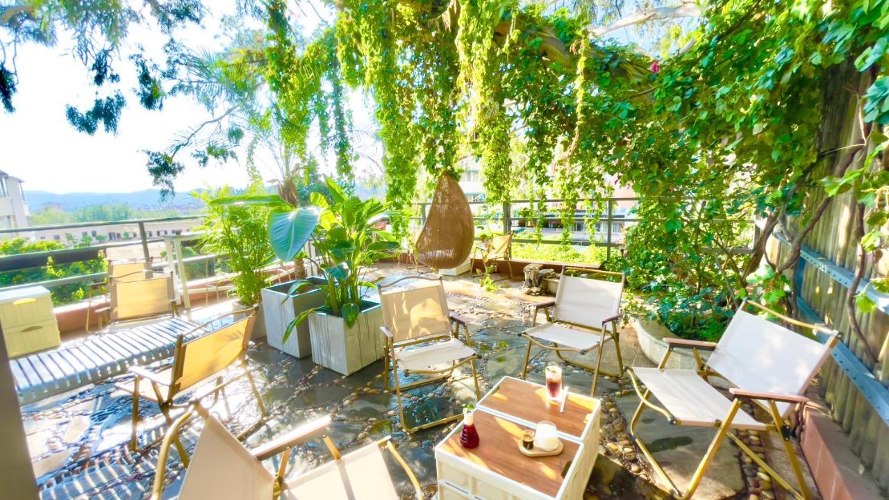 Kunming Upland International Youth Hostel Near The City Center ,2 Mins Walk To The Subway, 2 Mins Walk To The Green Lake, Close To Yuan Tong Temple, Old Street, Yunnan University, Convenient Payment And Visa Cards Are Accepted Exteriér fotografie