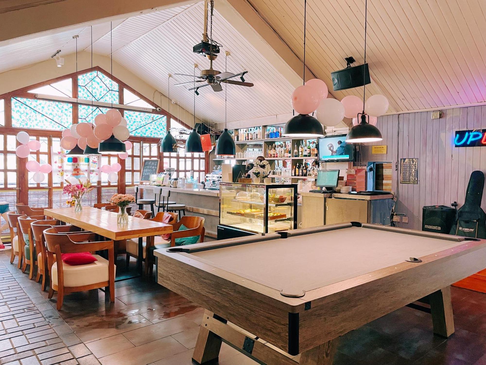 Kunming Upland International Youth Hostel Near The City Center ,2 Mins Walk To The Subway, 2 Mins Walk To The Green Lake, Close To Yuan Tong Temple, Old Street, Yunnan University, Convenient Payment And Visa Cards Are Accepted Exteriér fotografie